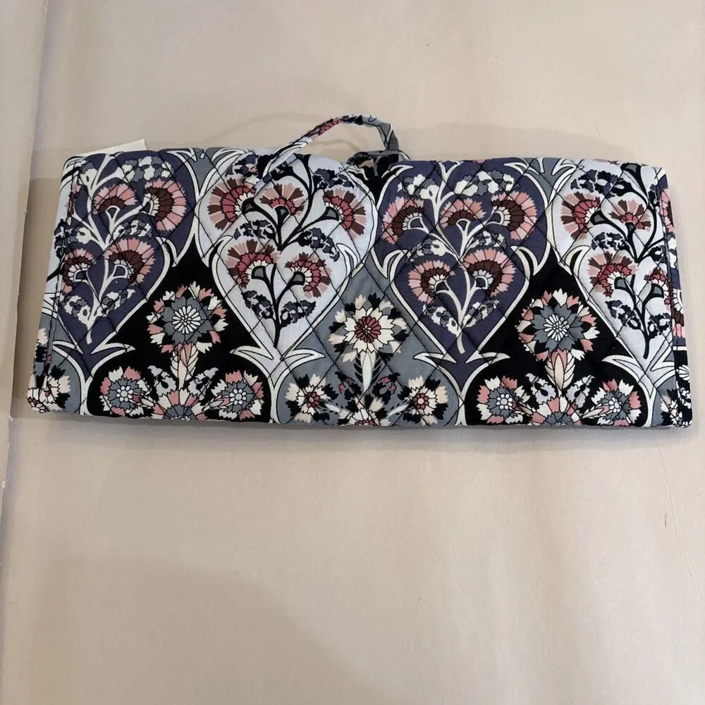 VERA BRADLEY  “Ornate Blooms” Curling Iron & Flat Iron Cover.  NWT.  Gray Pink
